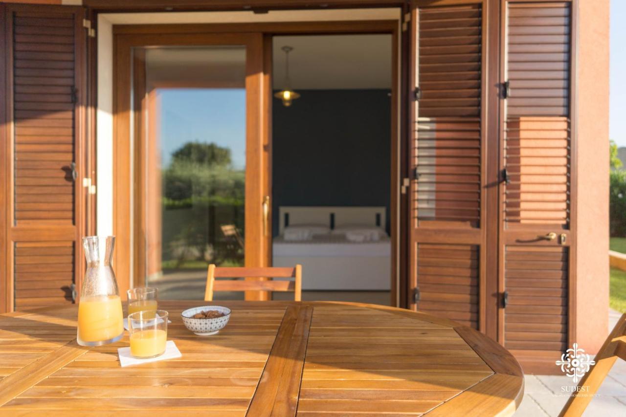 Villa Seaside - Beach Retreat With Jacuzzi Syracuse Esterno foto