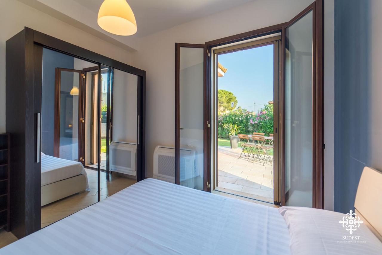 Villa Seaside - Beach Retreat With Jacuzzi Syracuse Esterno foto